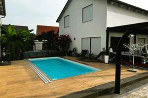 Elegantes Einfamilienhaus mit Pool in ruhiger Lage am Ortsrand von Kürzell. – Schutterner Straße 21 d, 77974 Meißenheim – Vorschaubild 1