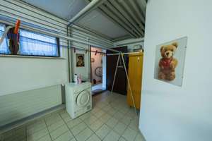 Gepflegtes  Einfamilienhaus mit Einliegerwohnung , Doppelgarage , Garten in Ludwigshafen-Oggersheim – 67071 Oggersheim, Ludwigshafen am Rhein – Vorschaubild 52