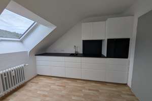 Ruhige 4-Zimmer-Wohnung nah am Uniklinikum mit Garage & neuer Küche – 66424 Homburg – Vorschaubild 2