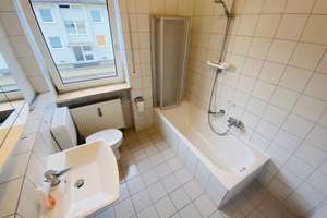 Helle 3 Zimmer Wohnung inkl. Einbauküche und Garten nähe Audi - W3 – Hugo-Wolf-Str. 2, 85057 Nordwest, Ingolstadt – Vorschaubild 8