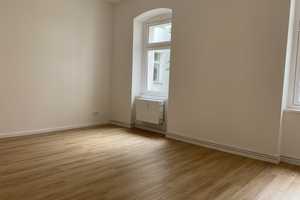 Modernisierte 2 Zimmerwohnung mit Einbauküche – Straßmannstr. 29, 10249 Berlin – Vorschaubild 3