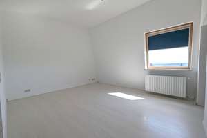 Familienfreundliches Reihenmittelhaus in attraktiver Lage – Die vollständige Adresse der Immobilie erhältst du vom Anbieter., 42279 Oberbarmen, Wuppertal – Vorschaubild 8