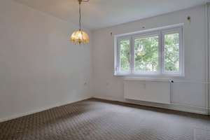 Zwei-Zimmer-Eigentumswohnung mit Potential – Die vollständige Adresse der Immobilie erhältst du vom Anbieter., 28217 Westend, Bremen – Vorschaubild 2