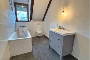 Gemütliche 2-Zimmer-Dachgeschosswohnung in Nürnberg-Eberhardshof – Die vollständige Adresse der Immobilie erhältst du vom Anbieter., 90431 Eberhardshof, Nürnberg – Vorschaubild 7