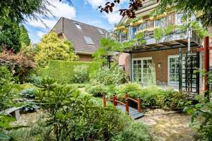 Hamburg-Sasel: Vielseitiges Einfamilienhaus mit traumhaftem, von Hagenbeck inspiriertem Garten – Die vollständige Adresse der Immobilie erhältst du vom Anbieter., 22393 Sasel, Hamburg – Vorschaubild 49
