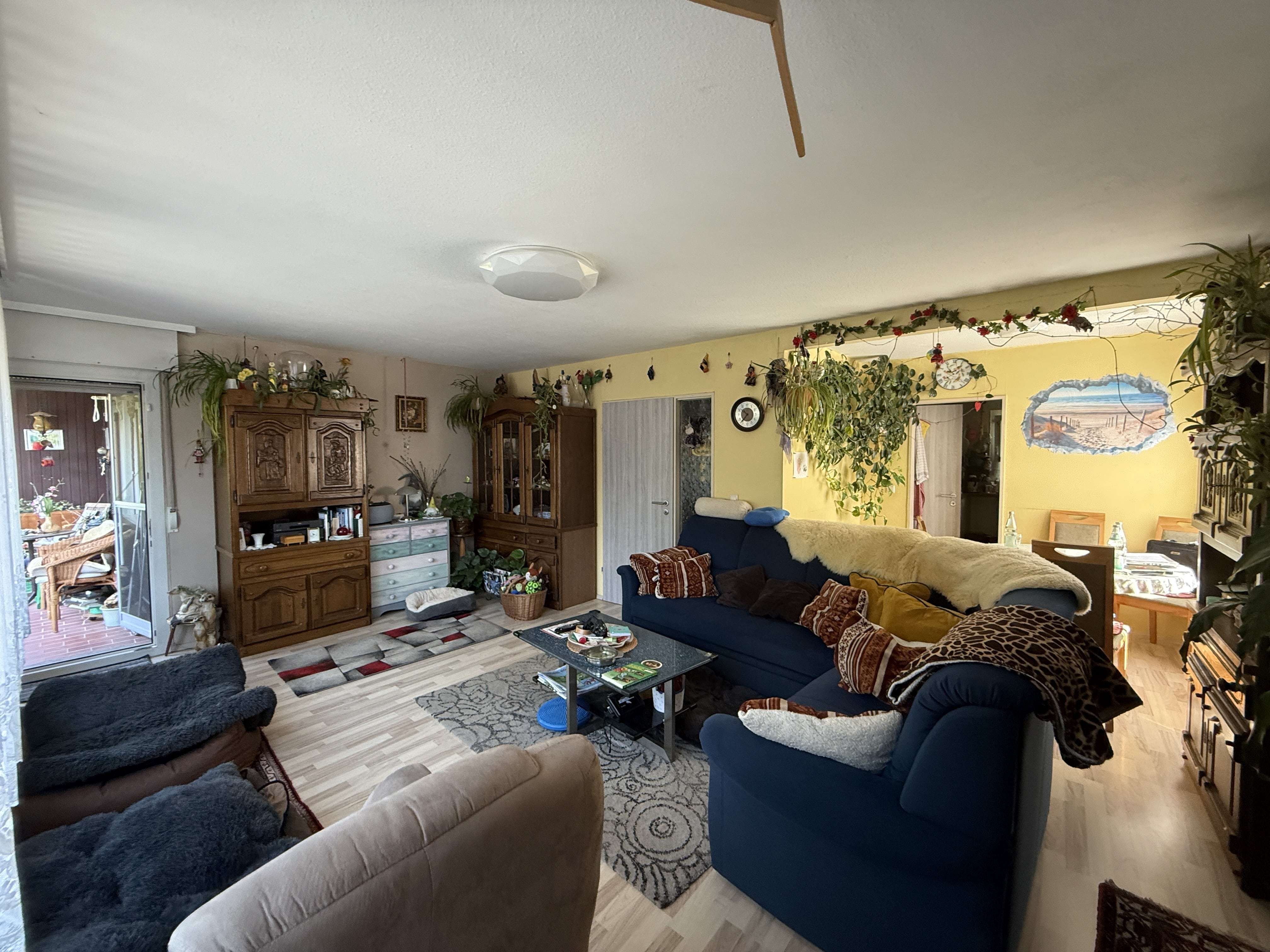 Immobilie in Alpirsbach - Im Grünen wohnen in Alpirsbach-Rötenbach - charmantes Einfamilienhaus mit Gartenidylle und Weitblick - Bild 0