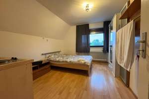 Vielseitig nutzbares 3-Familienhaus in hervorragender Lage von Gersthofen – Die vollständige Adresse der Immobilie erhältst du vom Anbieter., 86368 Gersthofen – Vorschaubild 8