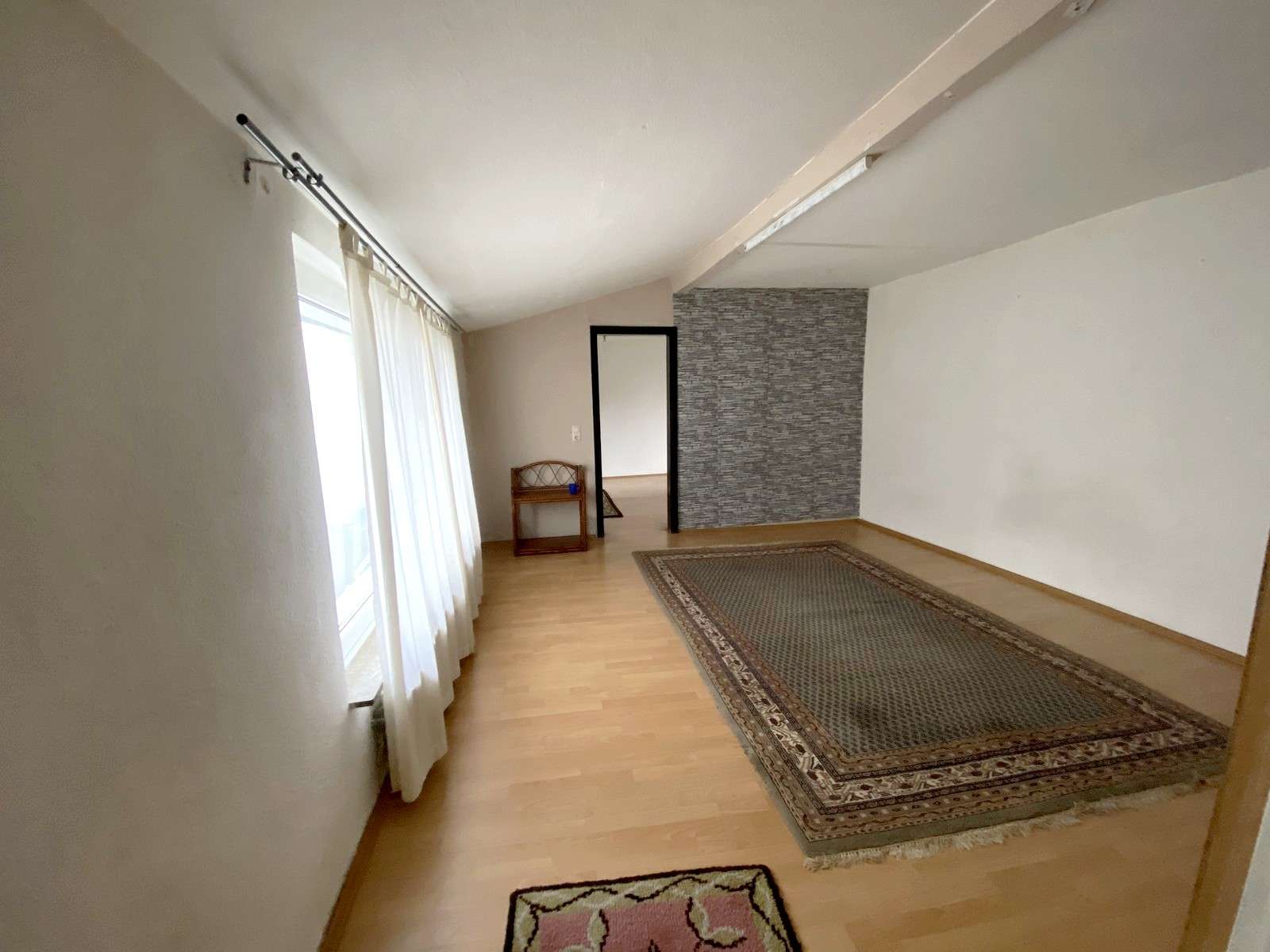 Immobilie in Herzogenrath - Herzogenrath-Kohlscheid, BIETEN SIE JETZT! Haus und Grundstück mit Potenzial 
 - Bild 0