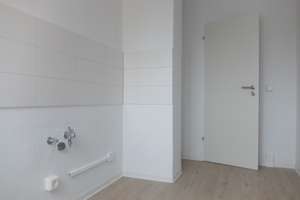 +++  Wohlfühlwohnung mit Balkon wartet auf Euch  +++ – Yorckstraße 32a, 9130 Yorckgebiet, Chemnitz – Vorschaubild 7