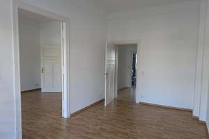 Bezugsfreie 3-Zimmer-Altbauwohnung mit Balkon in begehrter Lage von Berlin-Pankow