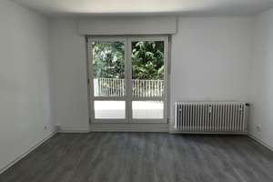 Frisch saniertes 1-Zimmer-Apartment mit großer Terrasse – Ruhige Oase in Innenstadtlage