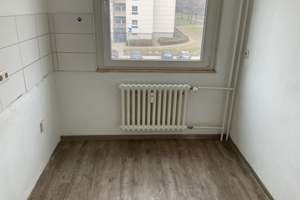 Sehr schöne 2-Zimmer Wohnung mit Balkon in Bielefeld Baumheide – Schlehenweg 18, 33609 Heepen, Bielefeld – Vorschaubild 4
