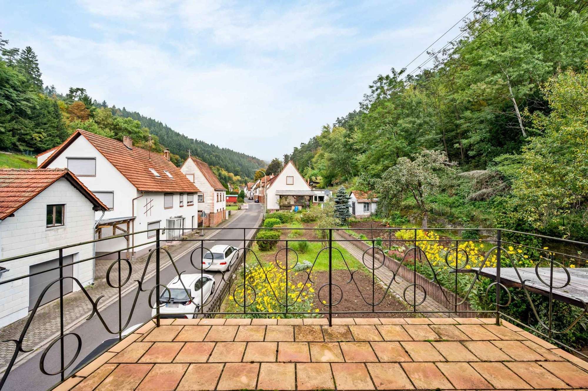 Immobilie in Elmstein - Ihr neues Zuhause im Grünen – mit Charme, Geschichte und viel Platz zum Leben - Bild 1