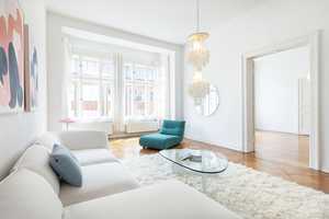 Oranienburger Straße: 5-6 Zimmerwohnung in denkmalgeschütztem Altbau mit vielen historischen Details – Berlin – Vorschaubild 8