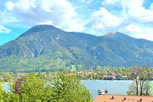 Haus mit unverbaubarem Blick zum Tegernsee, Rottach und Wallberg direkt am Leeberg, Dach ausbaubar – Miesbach (Kreis) – Vorschaubild 26