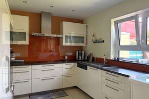 ***WOHLFÜHLEN VON ANFANG AN - GROSSES HAUS  MIT SCHÖNEM GARTEN UND EINLIEGERWOHNUNG *** – Die vollständige Adresse der Immobilie erhältst du vom Anbieter., 68799 Reilingen – Vorschaubild 6