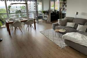 Freundliche und modernisierte 3-4 Zimmer ETW mit Weitblick inkl. TG-Stellplatz und EBK