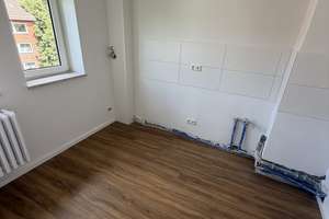 wunderschöne 4 Zimmer Wohnung mit großer Loggia. – Insterburger Str. 7, 24149 Neumühlen-Dietrichsdorf, Kiel – Vorschaubild 7