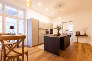 Familienwohnung mit Garten im sanierten Altbau