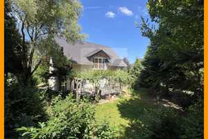 Wunderschönes Ein- bis Zweifamilienhaus in Bad Köstritz sucht neue Besitzer! – Rosenweg 7, 7586 Greiz (Kreis) – Vorschaubild 1