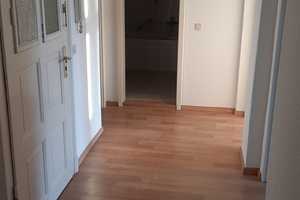 Frisch renovierte 2-Raum-Wohnung, EBK, Balkon, Lpz/ Knautkleeberg – Leipzig – Vorschaubild 3
