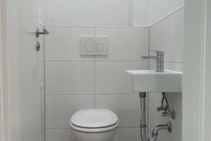 Modern sanierte 4-Zimmer-Wohnung mit Balkon – Kapitalanlage mit solider Vermietung oder Eigennutzer – Die vollständige Adresse der Immobilie erhältst du vom Anbieter., 86154 Oberhausen-Nord, Augsburg – Vorschaubild 13