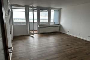 Renovierte 3-Zimmer-Wohnung mit Balkon und EBK in Bremerhaven – Die vollständige Adresse der Immobilie erhältst du vom Anbieter., 27568 Mitte, Bremerhaven – Vorschaubild 13