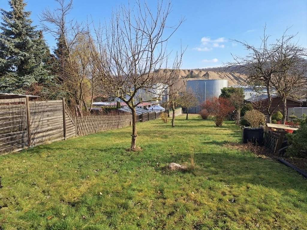 Immobilie in Krayenberggemeinde - Dorndorf, Doppelhaushälfte + Nebengeb.  - Bild 2