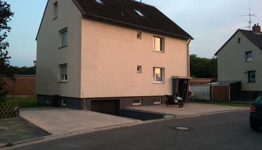 Bild von Top-saniertes 3-Familienhaus mit Balkonen, Garten, Stellplätzen & Büro – solide Mieteinnahmen