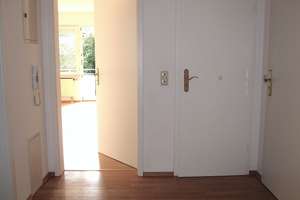 *Lichtdurchflutete 2-Zimmer-Wohnung mit Süd-/West-Balkon in München-Waldtrudering** – Kloster-Innichen-Strasse *, 81827 Waldtrudering, München – Vorschaubild 10