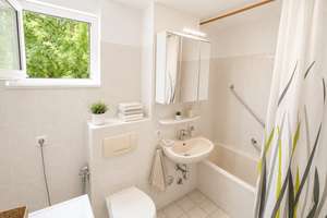 Viel Platz für Ihre Zukunft – attraktive 4-Zimmer-Wohnung in gepflegter Anlage! – 80939 Am Hart, München – Vorschaubild 6