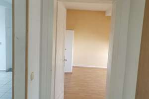 Schöne, helle Dachgeschoss-Wohnung – Die vollständige Adresse der Immobilie erhältst du vom Anbieter., 47829 Uerdingen, Krefeld – Vorschaubild 3