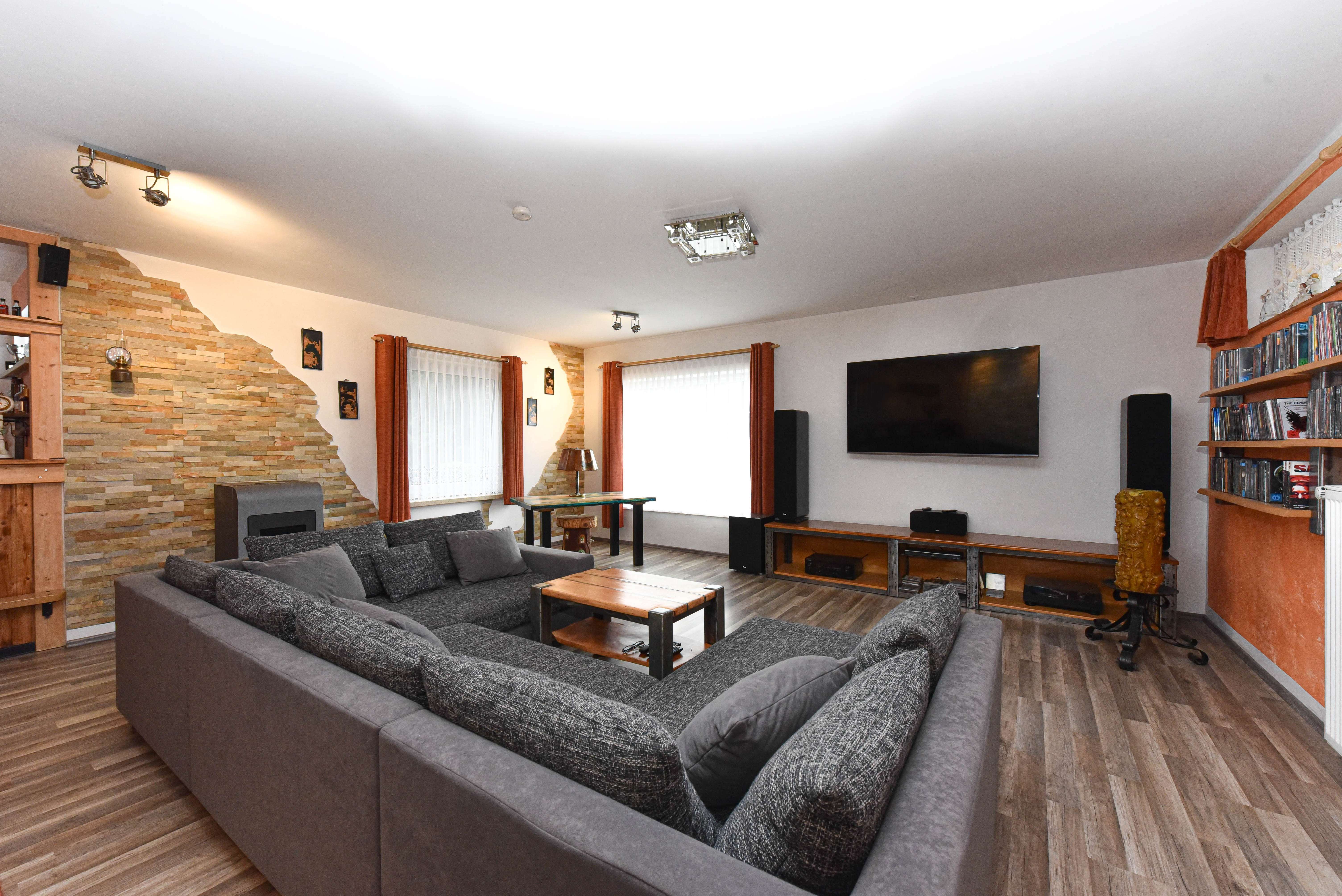 Immobilie in Soderstorf - außergewöhnliche Rarität mit Bauland in idyllischer Naturkulisse** - Bild 0