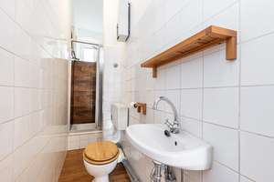 Bezugsfreie 2-Zimmer-Altbauwohnung im ruhigen Hinterhaus mit Balkon – Die vollständige Adresse der Immobilie erhältst du vom Anbieter., 13347 Gesundbrunnen, Berlin – Vorschaubild 5