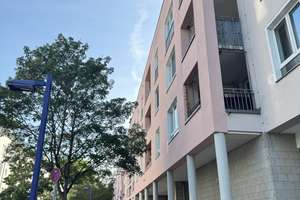 Unvermietete ruhig gelegene 2-Zimmer-Wohnung mit Loggia auf Alt-Stralau