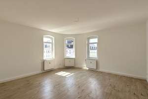 Wohnen wie im Schloss -  82m² auf 3 Zimmer mit EBK, kleiner Essecke & stylischem Duschbad – Hans-Sachs-Straße 25, 9126 Lutherviertel, Chemnitz – Vorschaubild 2