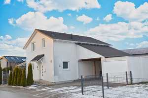 Junges modernes Haus in ruhiger Lage, große Garage, Carport, Garten, Bhf. Strecke  Stuttgart21 - Ulm – Alb-Donau-Kreis – Vorschaubild 3