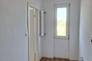 Frisch kernsanierte 3-Zimmer-Wohnung mit Einbauküche – Erstbezug nach Sanierung – Duisburger Str 209, 46049 Lirich-Nord, Oberhausen – Vorschaubild 10