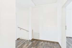 Außergewöhnliches Haus / Wohnung über 2 Etagen in ruhiger Lage von Metjendorf-/Oldenburg, KFW 70-Mod – Die vollständige Adresse der Immobilie erhältst du vom Anbieter., 26215 Wiefelstede – Vorschaubild 9