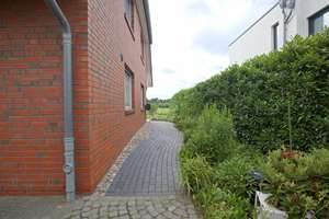 Feldrandlage von Halstenbek: Komfortable Doppelhaushälfte mit Garten, Garage und Ausbaupotenzial – Die vollständige Adresse der Immobilie erhältst du vom Anbieter., 25469 Halstenbek – Vorschaubild 10