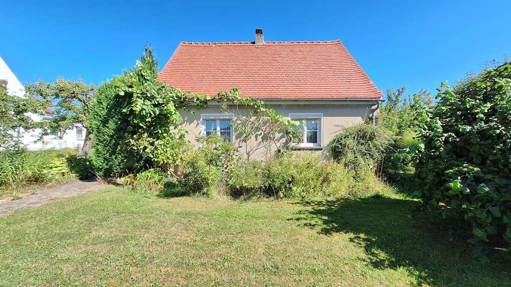 Immobilie in Seifhennersdorf - Kleines Einfamilienhaus in toller Ortsrandlage von Seifhennersdorf - Bild 0