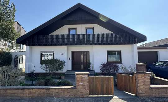 *** LAGE - AUSSICHT - SONNE - VIELE MÖGLICHKEITEN ***