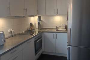 Attraktive, helle Wohnung mit Wintergarten in optimaler Lage Nähe Peterskirche – Kapellenstraße 6, 90478 Ludwigsfeld, Nürnberg – Vorschaubild 2