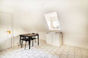 Vermietete 3-Zimmer-Wohnung (DG) in Karlsruhe-Knielingen – Die vollständige Adresse der Immobilie erhältst du vom Anbieter., 76187 Knielingen, Karlsruhe – Vorschaubild 8