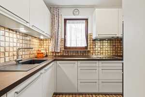 Freundliche 2-Zimmerwohnung in Strandbadnähe 
mit Stellplatz und zwei Hobbyräumen – Bodenseekreis – Vorschaubild 9