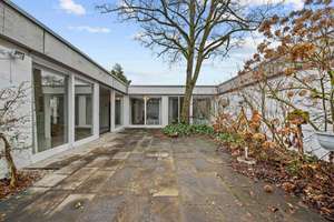 Charmanter Reihenbungalow mit großem Atrium in ruhiger Sackgassenlage von Stuttgart-Sillenbuch