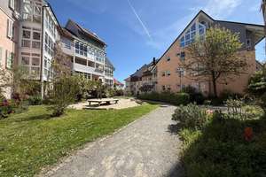 Wohnen am Stadtpark – 4,5-Zimmer-Maisonette-Wohnung mit Balkon und Wintergarten – Die vollständige Adresse der Immobilie erhältst du vom Anbieter., 70435 Zuffenhausen-Am Stadtpark, Stuttgart – Vorschaubild 2