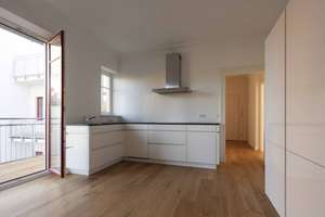 Kernsanierter Jugendstilaltbau am Isarhochufer in ruhiger Lage in Thalkirchen. (Provisionsfrei) – Irschenhauser Straße 8, 81379 Thalkirchen, München – Vorschaubild 9