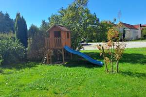 Familienfreundliches Einfamilienhaus zu vermieten – Die vollständige Adresse der Immobilie erhältst du vom Anbieter., 86647 Buttenwiesen – Vorschaubild 1