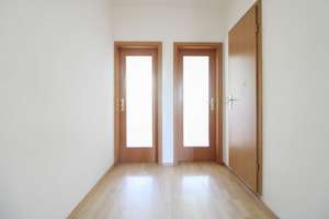 Berzugsfrei - drei Zimmer Wohnung mit Balkon am Stadtblick Magdeburgs  – 39128 Neustädter Feld, Magdeburg – Vorschaubild 10